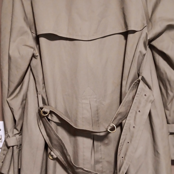 Burberry  trench coat  size R40 - Picture 7 of 14